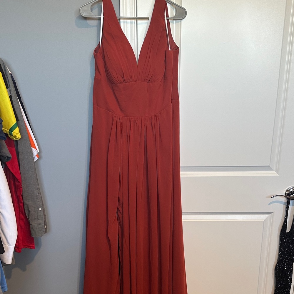 Elegant Rust Maxi Dress